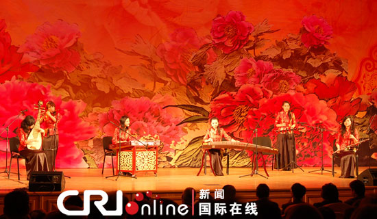 Очерк: 'Пусть наша дружба будет вечной!' -- Пекинский университет поздравил МГУ с 255-летием1 Очерк: 'Пусть наша дружба будет вечной!' -- Пекинский университет поздравил МГУ с 255-летием1