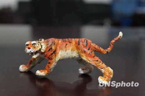 Минискульптуры тигров из муки в провинции Хэнань