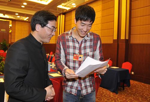 Лю Сян с предложением появился на третьей сессии ВК НПКСК 11-го созыва