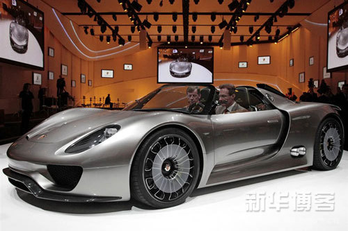 Потрясающий концепт-кар «Porsche 918 Spyder», дебютировавший на Женевском автосалоне 