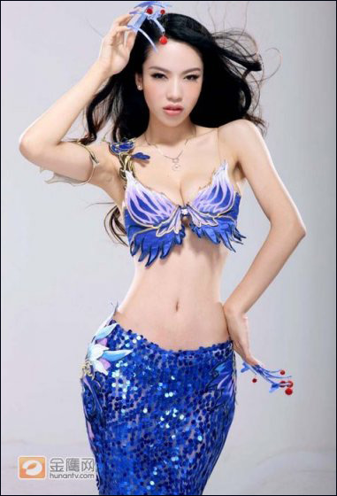 Сексуальная китайская модель Пань Шуаншуан 