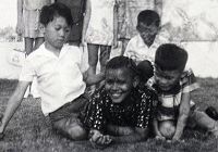 Снимки Обамы 40 лет тому назад в Индонезии