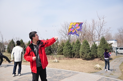 Фестиваль бумажных змеев в парке 'Хайдянь' Пекина12