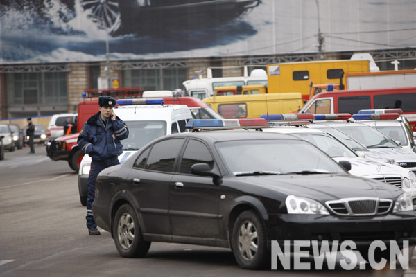 В московском метро произошли два взрыва, как минимум 37 человек погибли