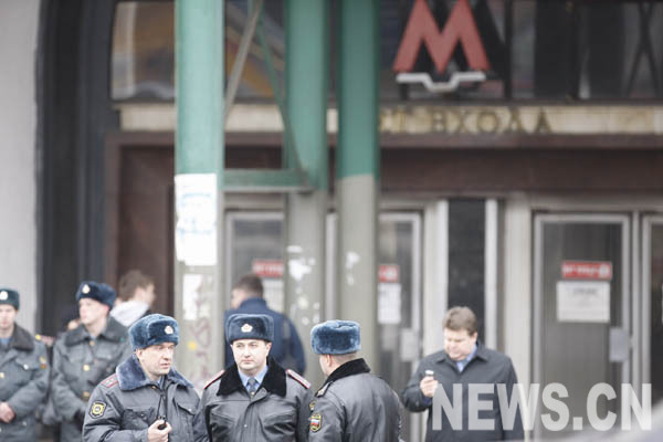 Более 30 человек погибли в результате двух взрывов в московском метро