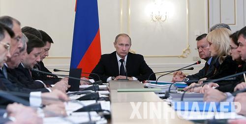 В. Путин не исключает, что взрывы в Дагестане и Москве совершены одной группировкой