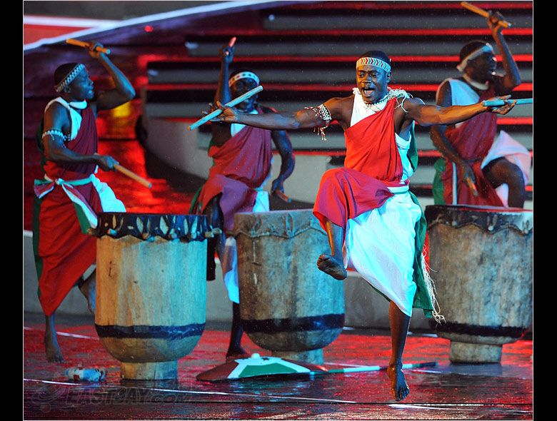 Звезды приняли участие в гала-концерте, посвященном началу обратного отчета 30 дней до открытия ЭКСПО-2010 Звезды приняли участие в гала-концерте, посвященном началу обратного отчета 30 дней до открытия ЭКСПО-2010