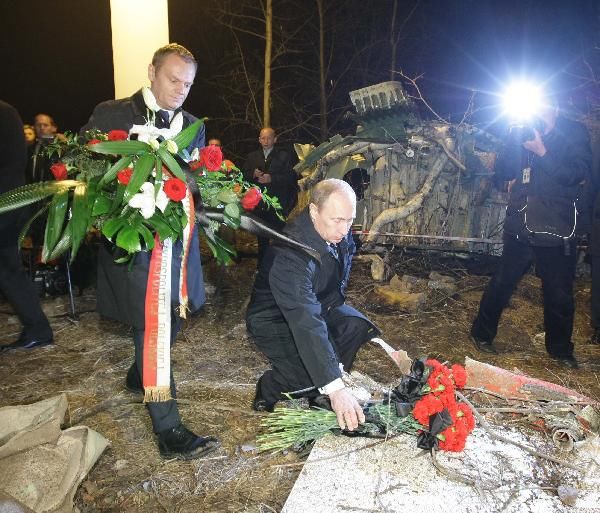 Жертвами катастрофы самолета польского президента стали 96 человек -- В. Путин