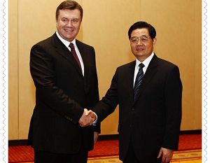 Председатель КНР Ху Цзиньтао встретился с президентом Украины В. Януковичем