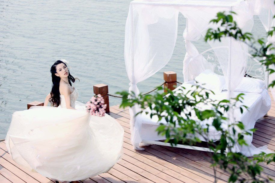 Прекрасные свадебные фотографии модели Пань Шуаншуан