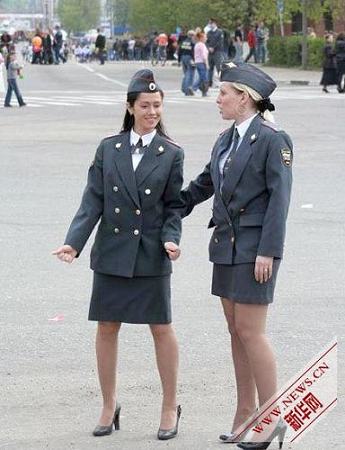 Модные российские женщины-полицейские