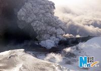 На авиаперелеты в Европе по-прежнему оказывает влияние облако вулканического пепла в Исландии
