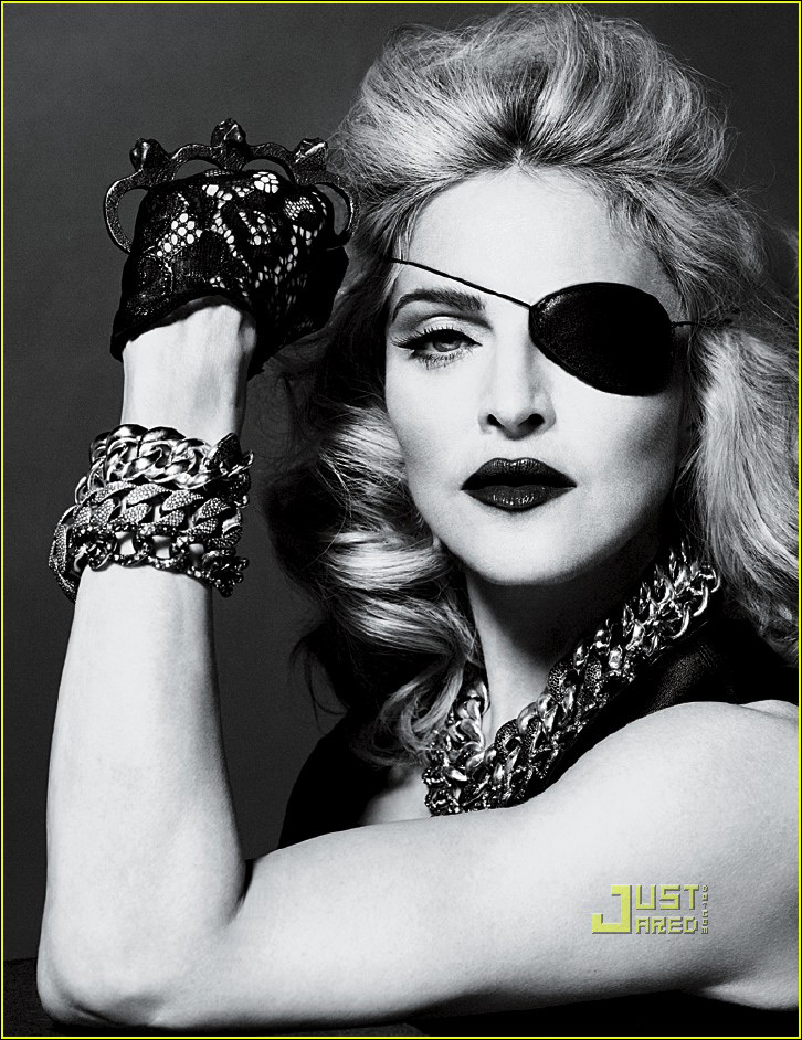 Новые фотографии стильной певицы Мадонны 