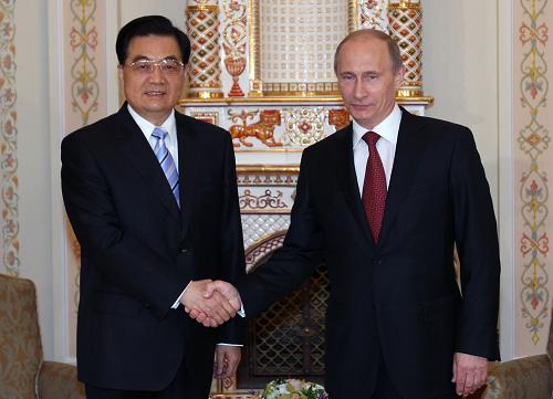 Ху Цзиньтао и В. Путин подчеркнули исторический вклад Китая и России в победу во всемирной антифашистской войне1
