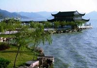 Достопримечательность города Нинбо - туристический район озера Дунцяньху