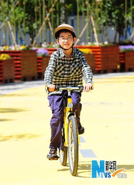 ЭКСПО глазами молодежи: мы надеемся, что в нашем городе также можно будет безопасно ездить на велосипедах 