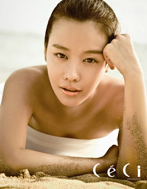 Южнокорейская красавица Ким А Чжун