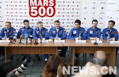 В Москве обнародован состав экипажа 'марсианского корабля'