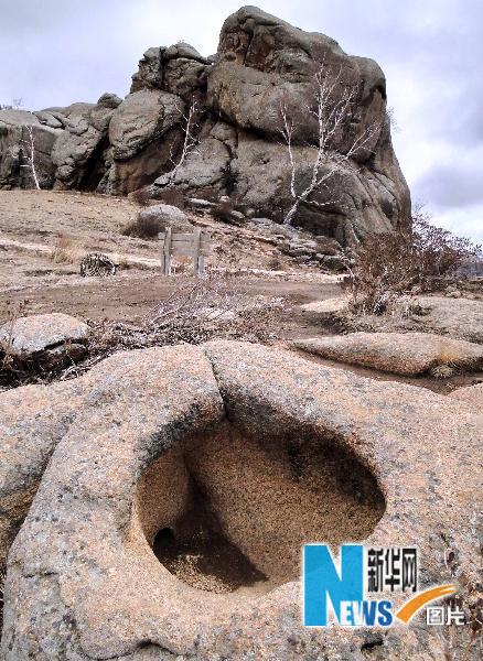 Восхитительный каменный лес в степях Внутренней Монголии КНР