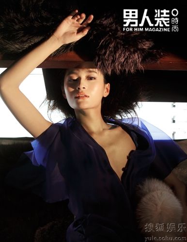 Ван Юанькэ попала на обложку модного журнала «FHM»