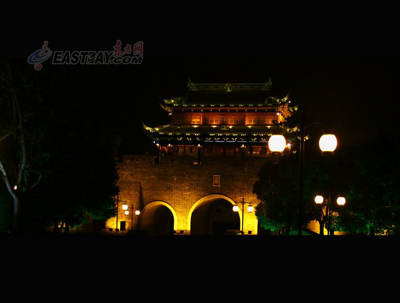  Чарующий ночной вид района Цанлан города Сучжоу