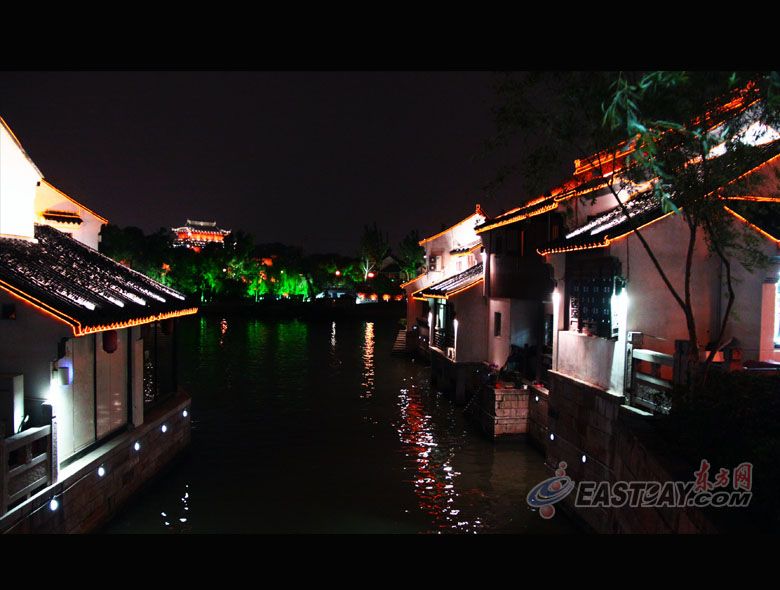  Чарующий ночной вид района Цанлан города Сучжоу