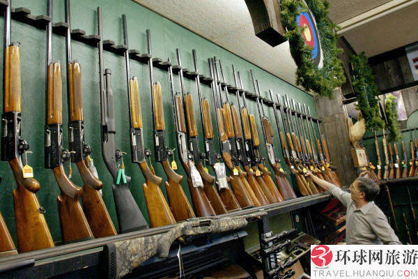 Оружейный магазин в США