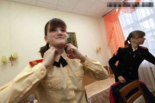 Повседневные фотографии учащихся российской военной школы