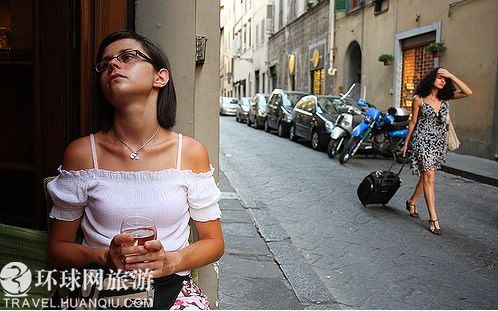 Красавицы на улицах Италии