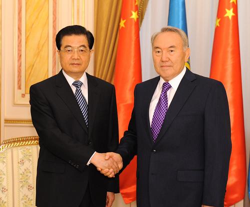 Встреча председателя КНР Ху Цзиньтао с президентом Казахстана Нурсултаном Назарбаевым