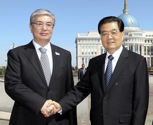 Встреча председателя КНР Ху Цзиньтао со спикером сената РК Касым-Жомартом Токаевым