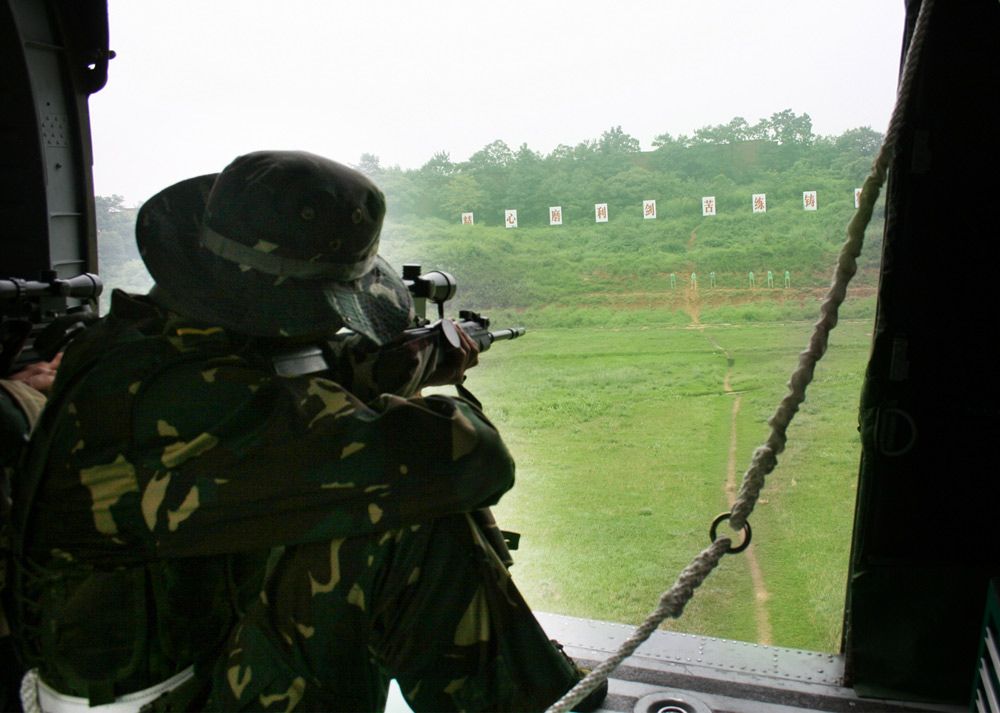 Подготовка специальных войск Военного округа города Чэнду