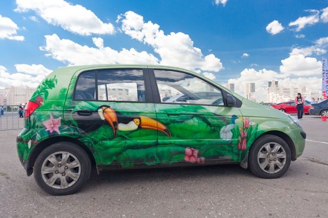 Красивые аэрографические рисунки на автомобилях