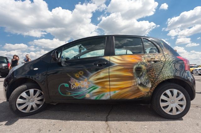 Красивые аэрографические рисунки на автомобилях