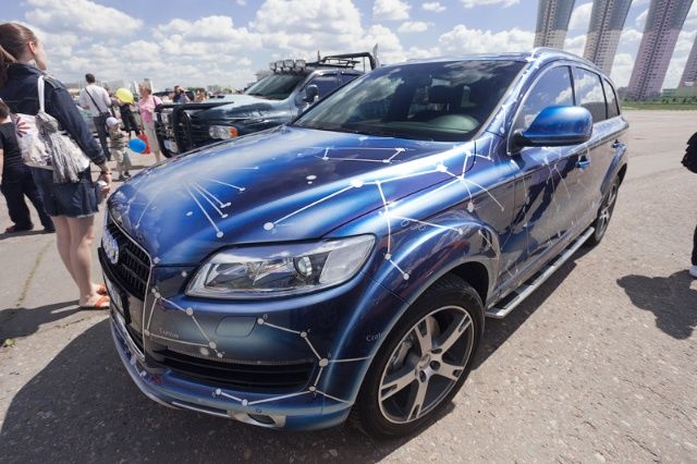 Красивые аэрографические рисунки на автомобилях