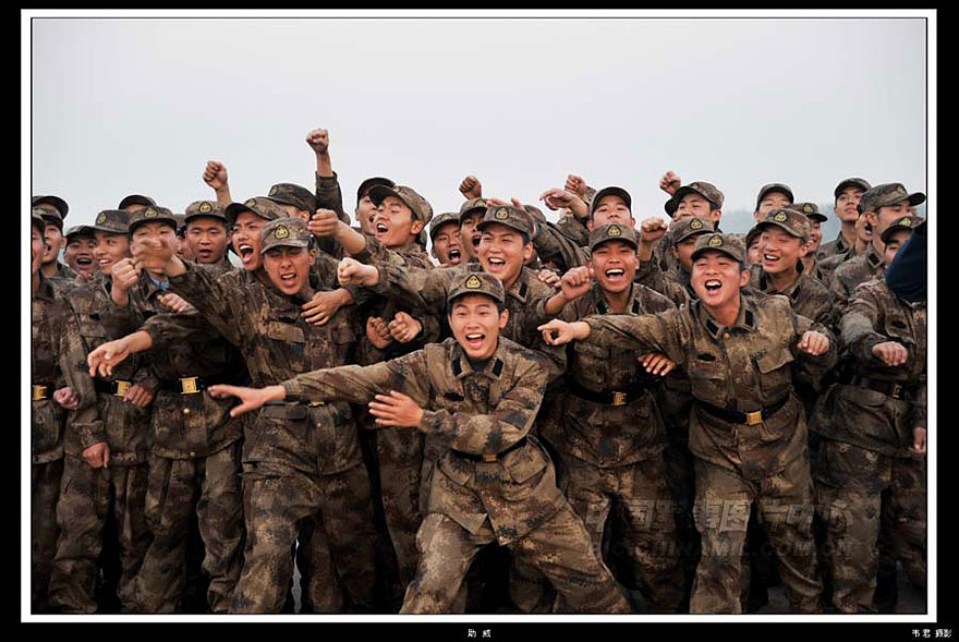Произведения-победители на конкурсе фотографий, организованном Китайским военным веб-сайтом 