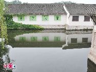 «Поселок Лучжэнь» является тематическим парком на территории туристического района Кэянь города Шаосин провинции Чжэцзян. Его общая площадь составляет 150 му. 