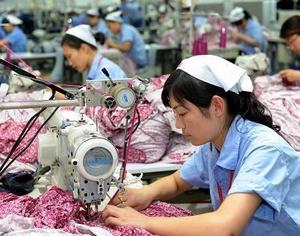 В городе Циндао увеличивается спрос на квалифицированных рабочих