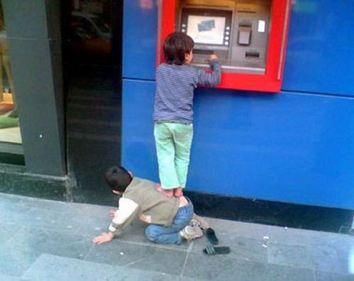 Смешные истории, связанные с ATM