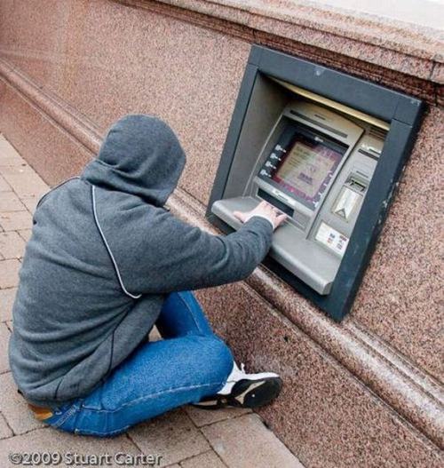 Смешные истории, связанные с ATM
