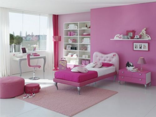 Розовая мебель из Италии