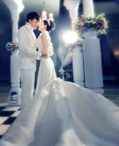 Свадебные фотографии Хэ Жуньдуна и Сюй Сиюань