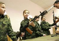 Девушки-военные России 