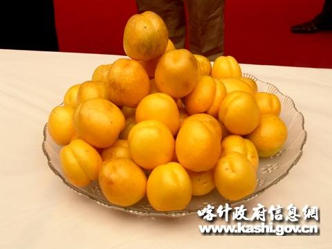 Местные фрукты города Кашгар Синьцзян-Уйгурского автономного района