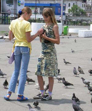 Красавицы на улицах Владивостока