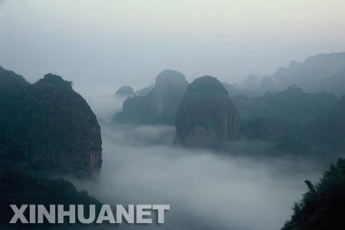 Колыбель даосизма - горы Лунхушань в провинции Цзянси 