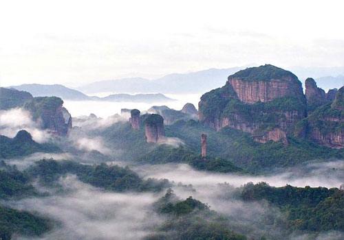 Шесть достопримечательностей рельефа Данься совместно подали заявление на получение статуса природного мирового наследия 