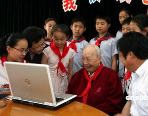 Скончался известный ученый и ректор Шанхайского университета – Цянь Вэйчан