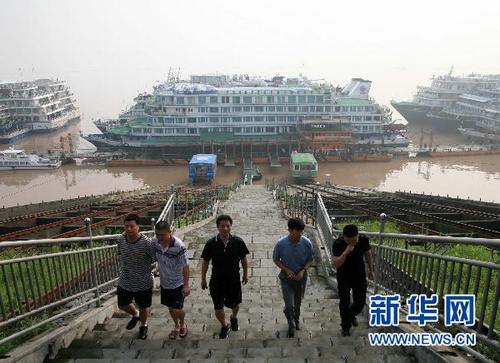 Высокий уровень воды стимулирует туризм в «Санься» в сезон наводнений