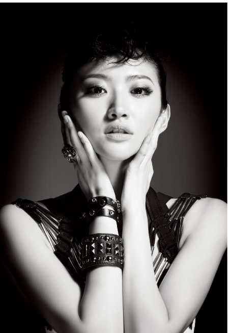 Цзин Тянь: восходящая звезда в актерских кругах Китая8